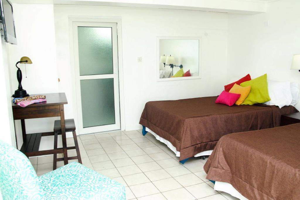 Castle Comfort Lodge Roseau Luaran gambar