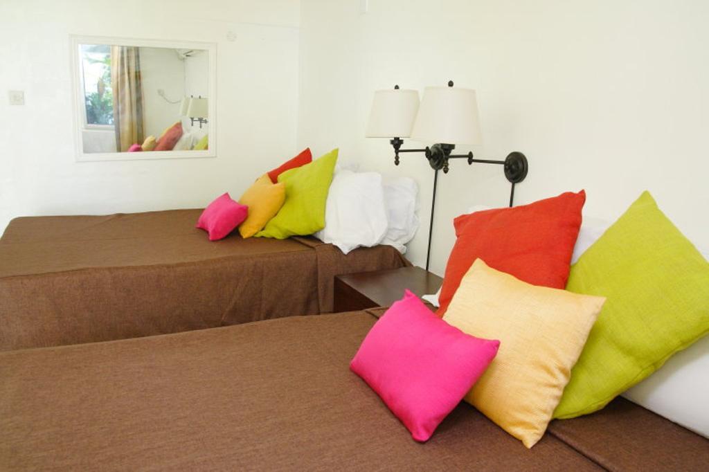 Castle Comfort Lodge Roseau Bilik gambar