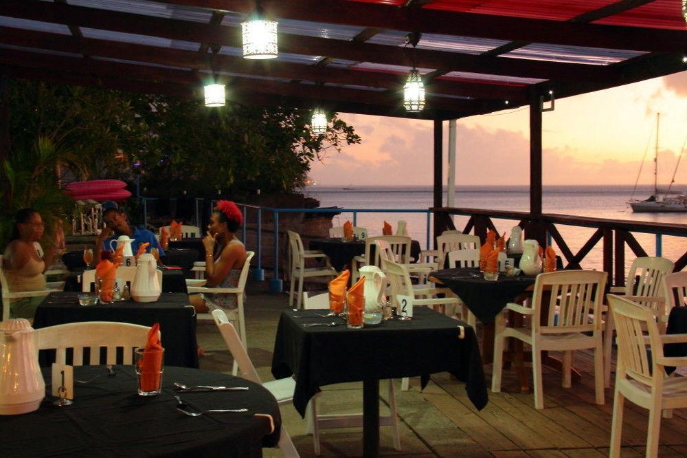 Castle Comfort Lodge Roseau Luaran gambar